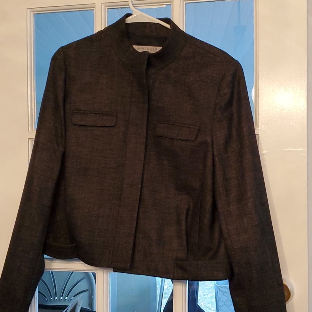 Anne Klein NBW size 12 Blazer/suit jacket perfect condition black